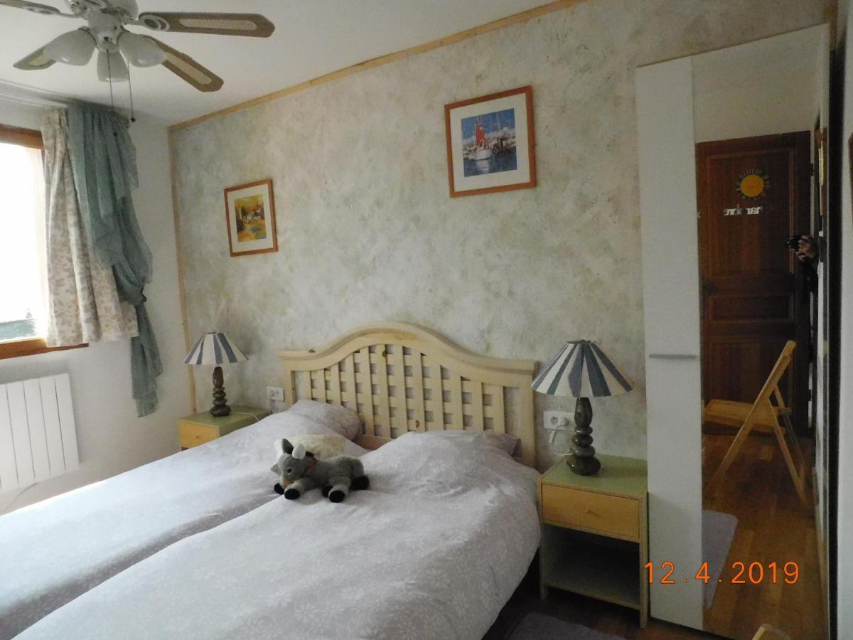 Chez Nous. B & B Bassy 외부 사진
